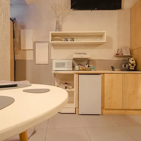 לינה וארוחת בוקר I Gradini 4*